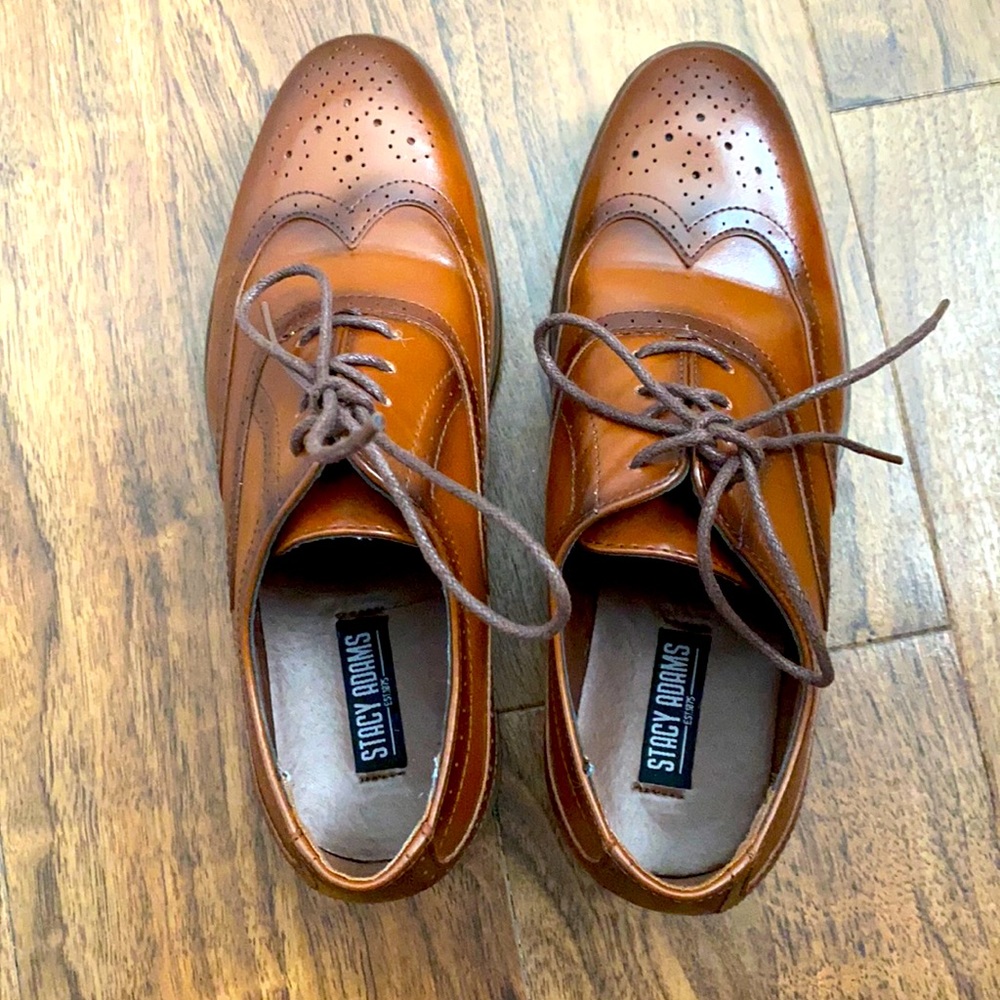Boys shoes